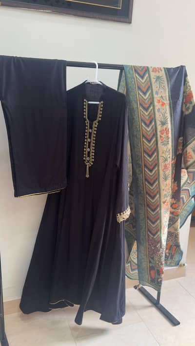 khaddi suit new atrical  2 hour used