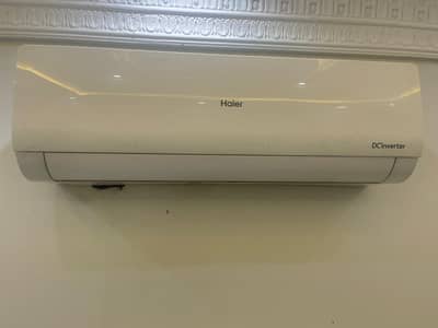 1 Ton Haier DC Inverter AC – Excellent Condition