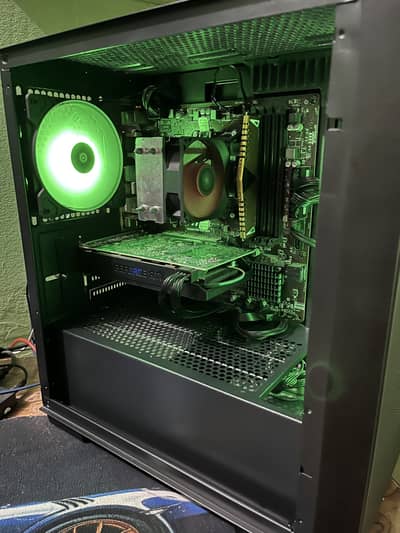 Gaming PC RTX 2060 | Ryzen 5 3600 | 16GB RAM | 10/10 condition