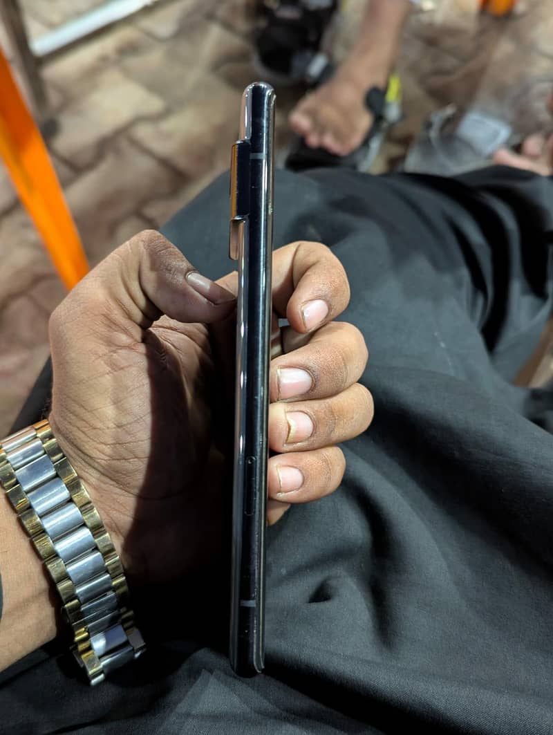Google Pixel 6 Pro 2