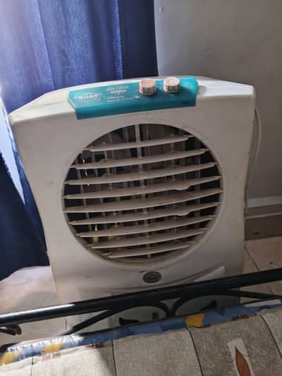 Boss ECM-5200 solar DC 12 volt