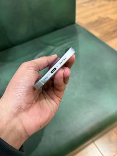 Apple iPhone 15 128gb jv waterpack airtide