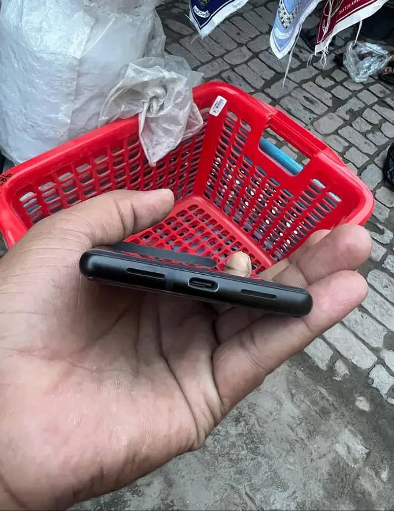Google Pixel 6 3