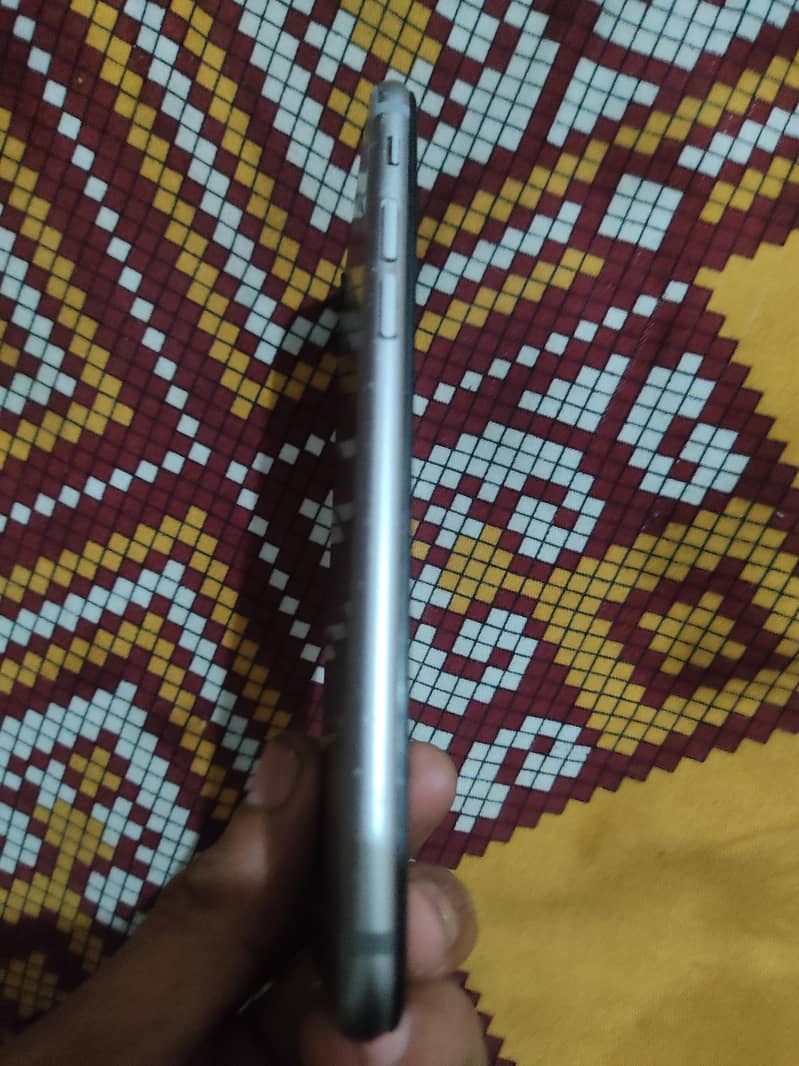Apple iPhone 6 4