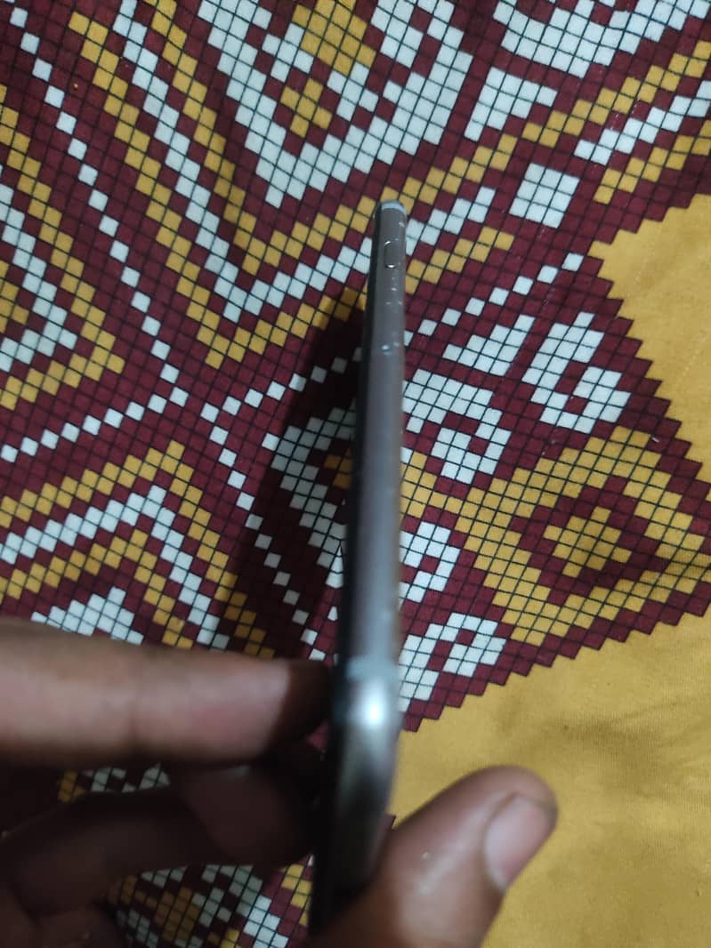 Apple iPhone 6 5