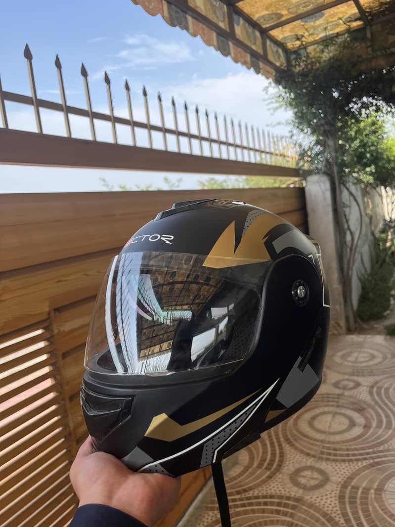Vector helmet condition 9/10 1