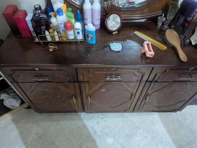 Dressing Table for Sell 1