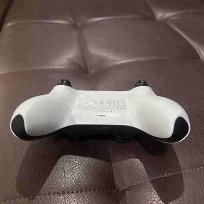 PlayStation 5 controller