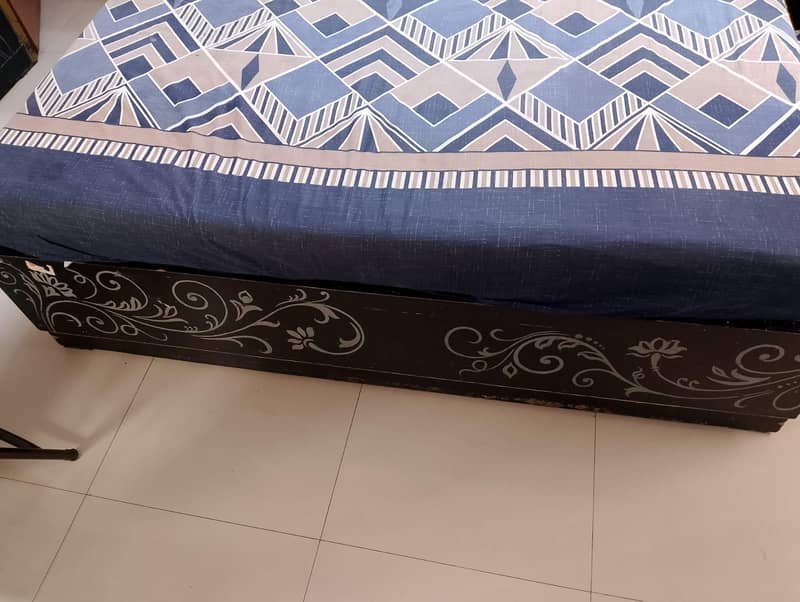 DOUBLE BED ALMARI 4