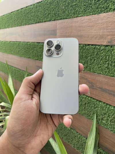 Apple iPhone 15 Pro Max
