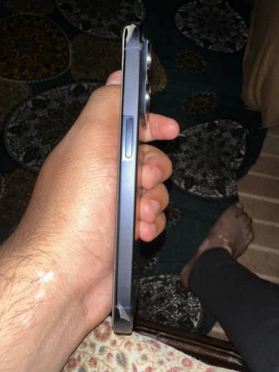 Apple iPhone 15 Pro jv