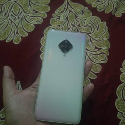 Vivo Y51 Amoled Display snapdragon 665