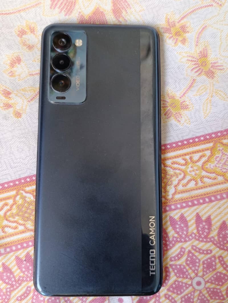 Tecno Camon 18P mobile 1