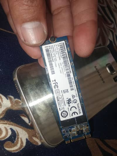 SanDisk SSD M. 2 128 GB 6.0 Gbps