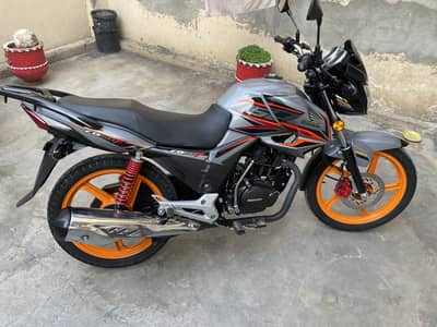 Honda cb 150f special edition