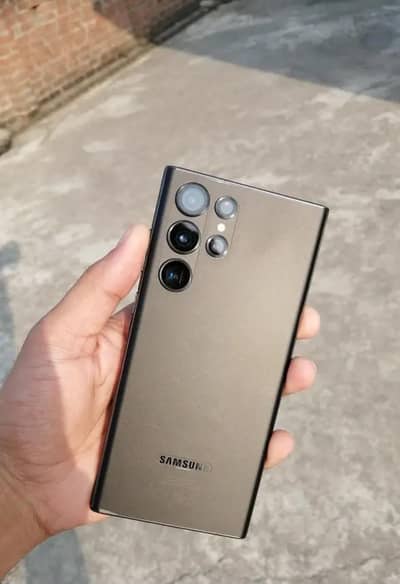 Samsung S22 Ultra  very good condition pta aproved.