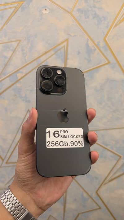 Apple iPhone 16 Pro
