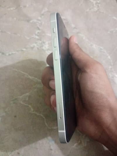 iPhone 12, 3 months sim time available