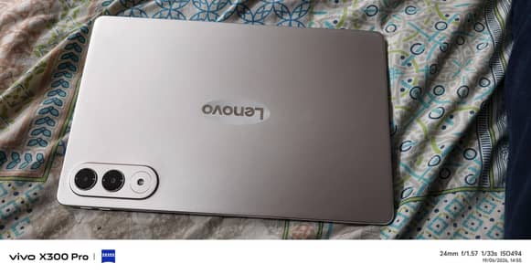 Lenovo yoga tab snapdragon 8 gen 3 11.6 huge display