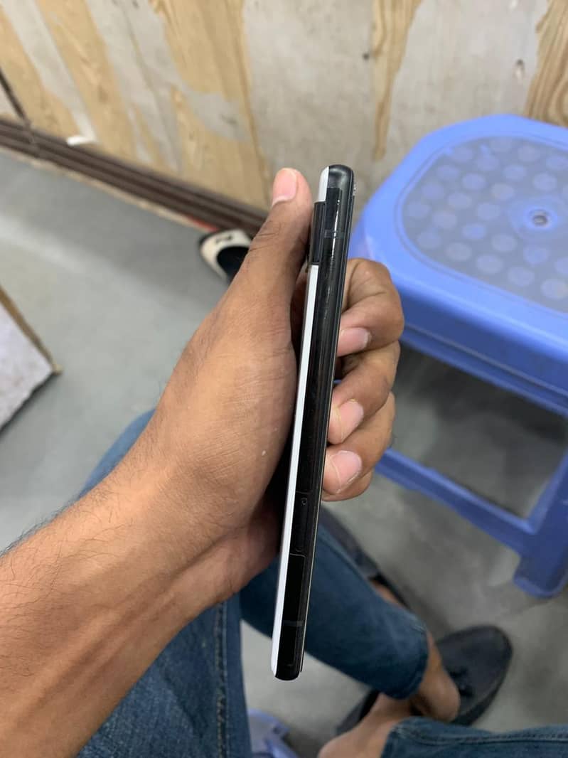 Google Pixel 6a 4