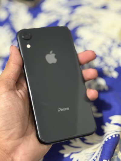 Apple iPhone XR