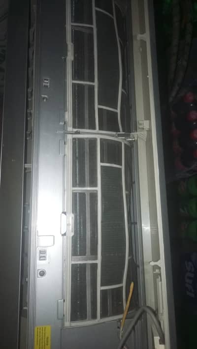 1 tan non inverter Gree ac