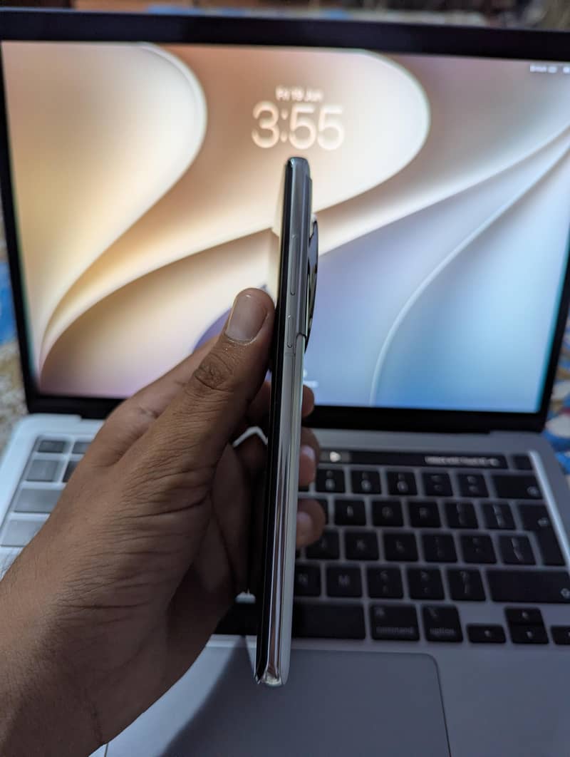 OnePlus 12 4