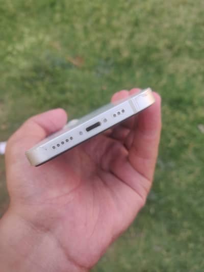 Apple iPhone 13 JV