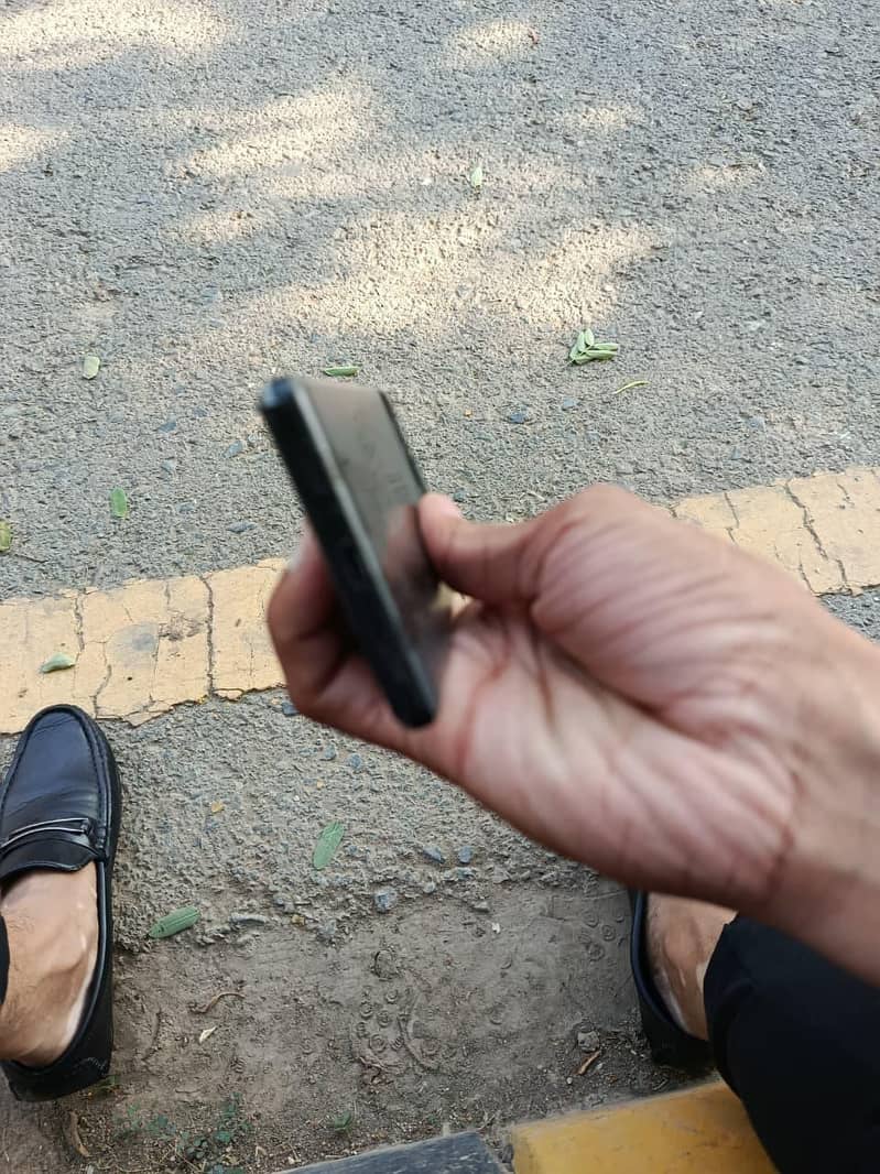 Google Pixel 6a 5