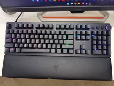 Razer Huntsman V2 – Complete Keyboard