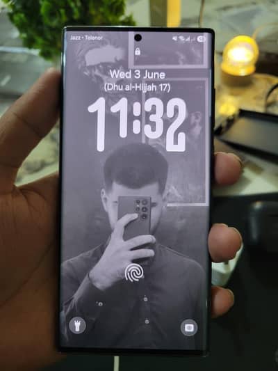 Samsung S22 Ultra, 12/256 GB, With Box & Charger