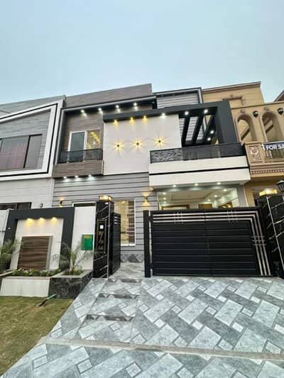 Brand New 5 Marla House Available For Sale In Jinnah Block Sector E Bahria Town Lahore