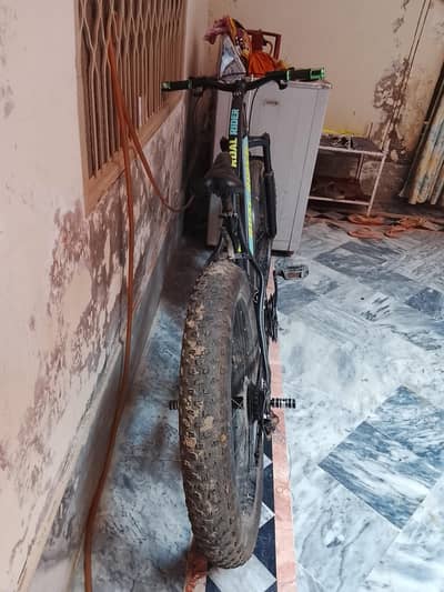 cycle 5 month use 10 by 9.8 condition