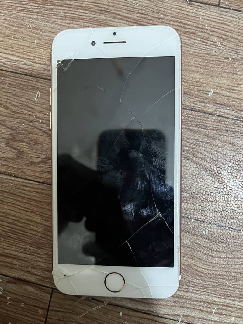 Apple iPhone 7 1