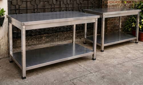 Resturant stlye cooking tables