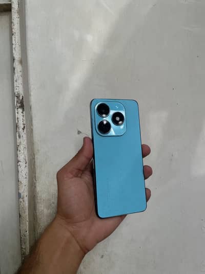 Tecno spark 20)) 8+8/256