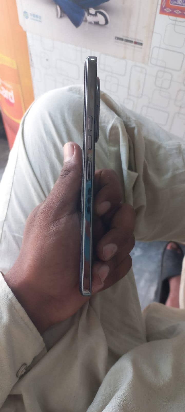 Tecno CAMON 30 2