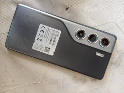 Tecno CAMON 40 Pro