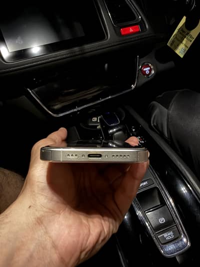 Apple iPhone 15 Pro white colour