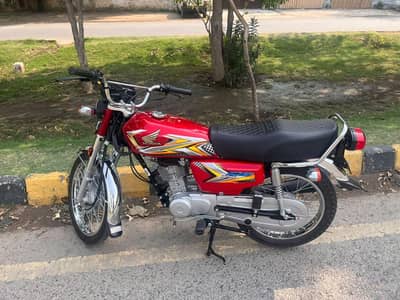 Honda CG 125 2025 | 3000 KM Driven | First Owner | Genuine Condition