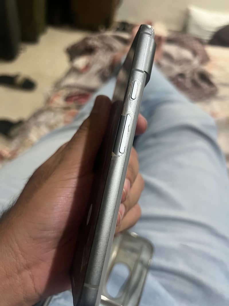 Google Pixel 8 2