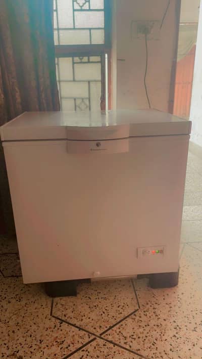 dawlance refrigerator freezer