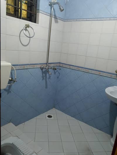 10 Marla portion for rent