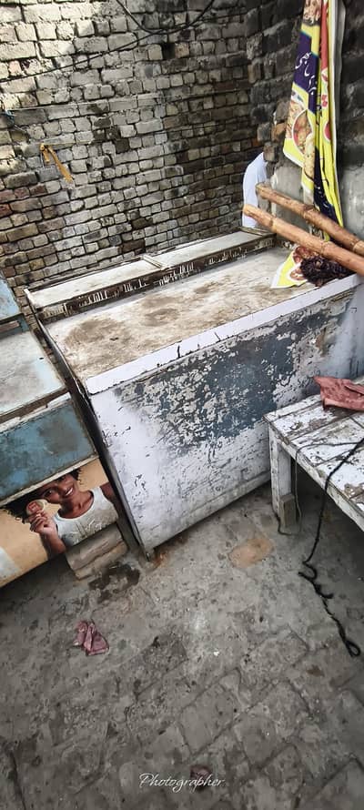 food counter available