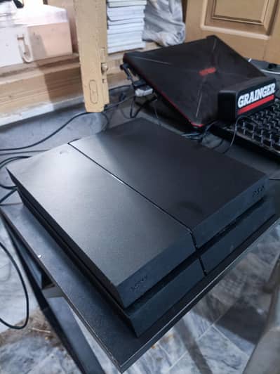 PS4 500 GB