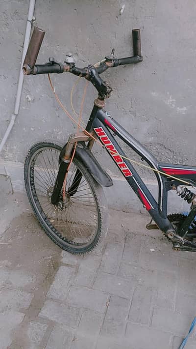 Humber cycle 29 inch full size bhaari cycle achy material ki hai