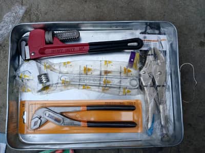 I'm saling some tools