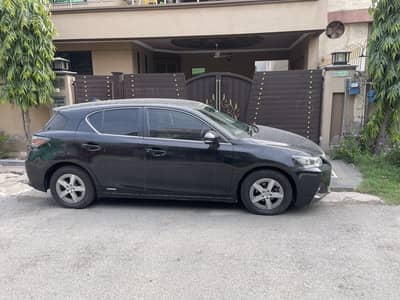 Lexus ct200h orignal Rims and tyres /corolla prius