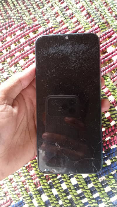 infinix smart 5 4 gb ram 64gb memory 6/10 clean mobile