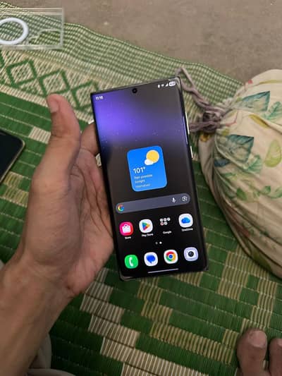 Samsung Mobile S22 Ultra